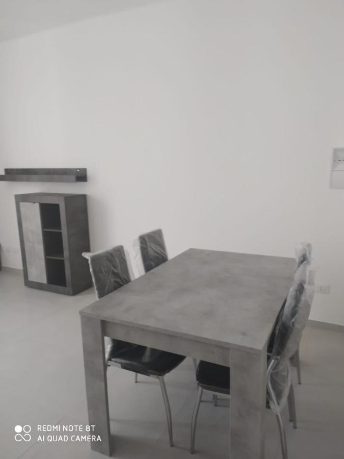 Al Cinema Apartman Scerni Kültér fotó