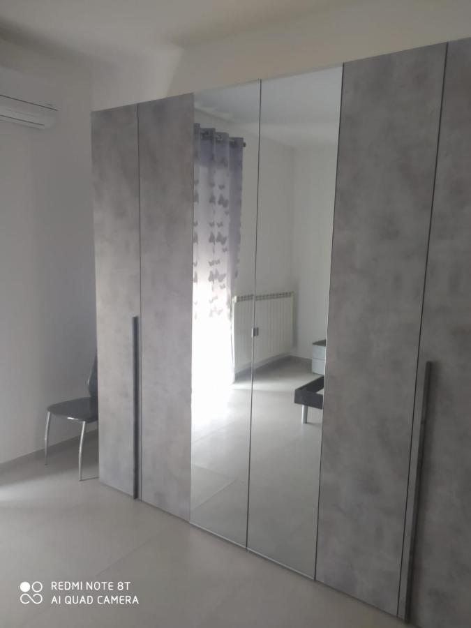 Al Cinema Apartman Scerni Kültér fotó